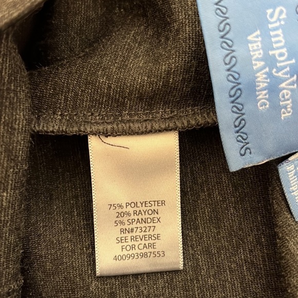 Simply Vera  by Vera Wang. Gray pull on pants. Size L Long - Picture 3 of 8